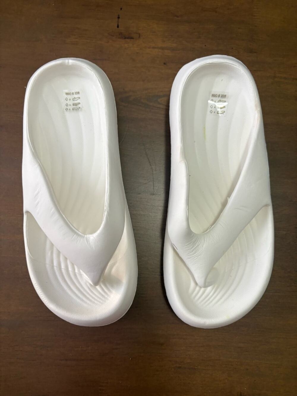 White Foam Slide Sandals Size 40-41 Women Comfort Thick Sole Slides NEW